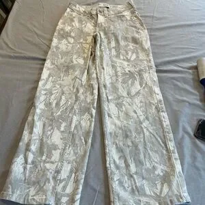 Hollister White Oak Camo Wide Leg pants